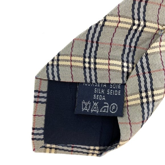 BURBERRY LONDON 100% Silk Made in Italy Tie - Picture 8 of 16